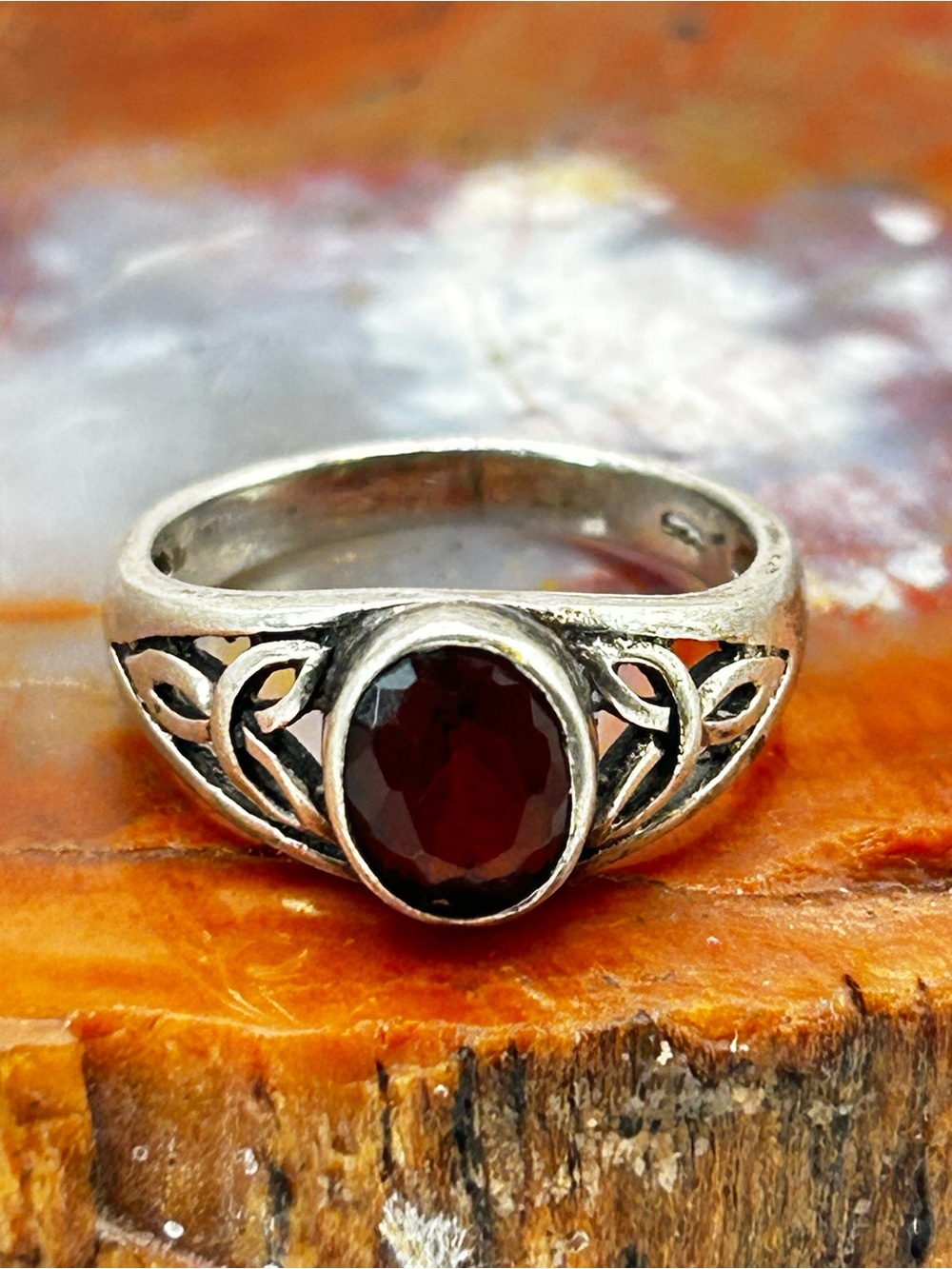 Vintage Sterling Silver Garnet Ring - Size 7
